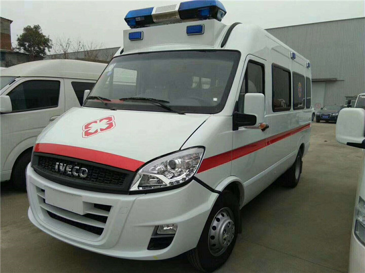 依维柯新款A50救护车（转运型）